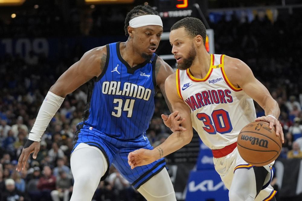 战力榜：火箭狂飙4位升至前四！勇士下降1位排名第5&湖人跌出前五.